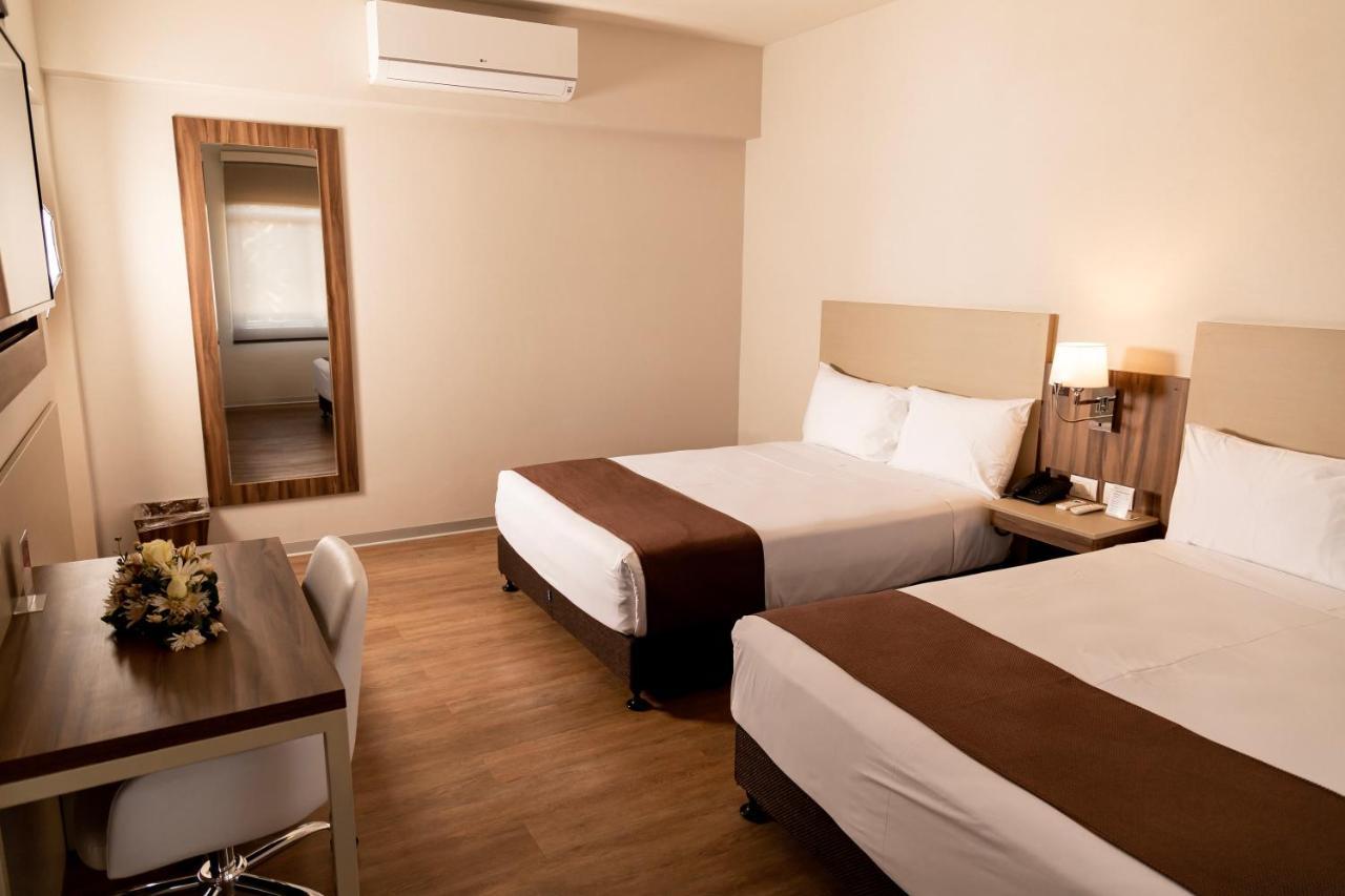 Dm Hoteles Tacna Bagian luar foto
