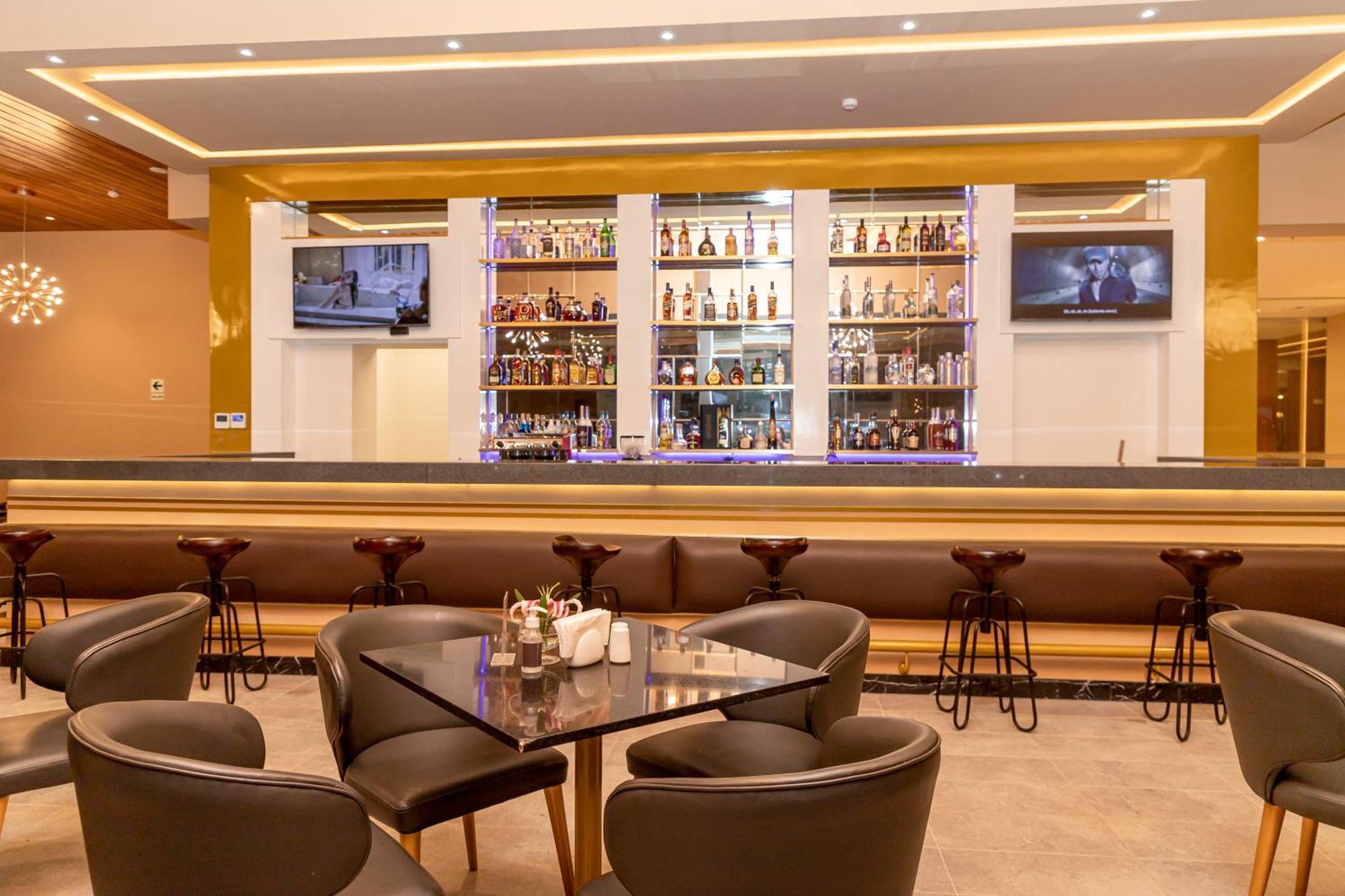 Dm Hoteles Tacna Bagian luar foto